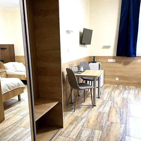 Kamp alanı Gosciniec Piast I Camper Park
