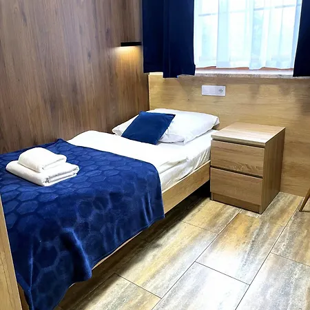 Κάμπινγκ Gosciniec Piast I Camper Park Brzezno (Poznan)