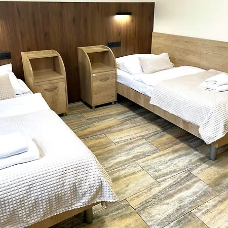 Gosciniec Piast I Camper Park * Brzezno (Poznan)