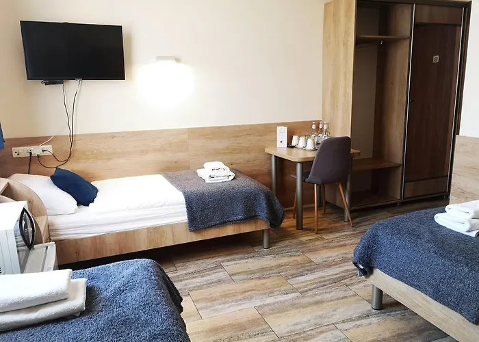 Gosciniec Piast I Camper Park Brzezno (Poznan)